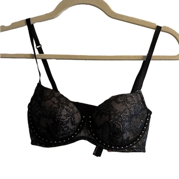 Victoria's Secret Other - Women’s NWT Elegant Black Lace Bra VS Size: 34B